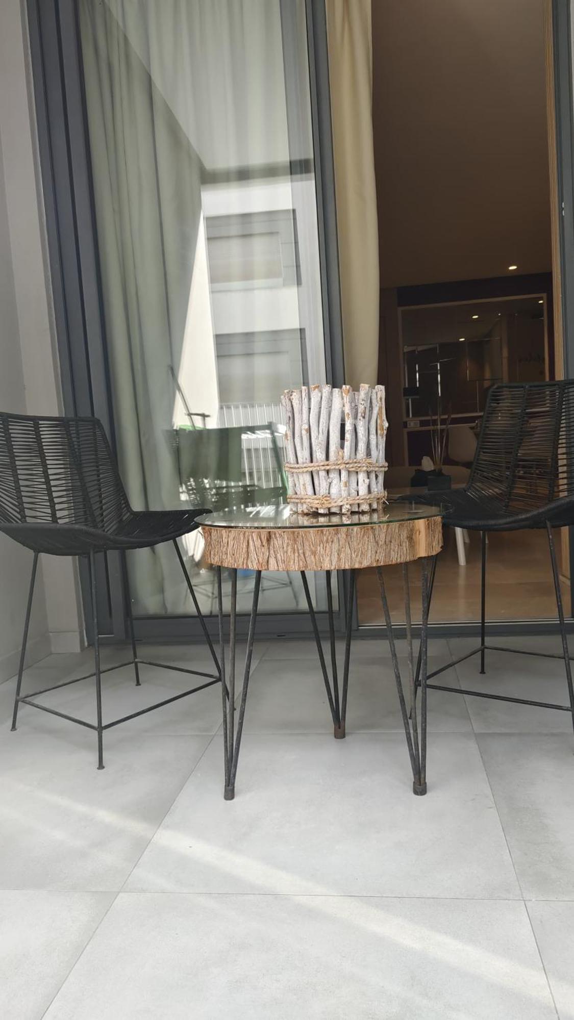 Unocapital Apartahotel *