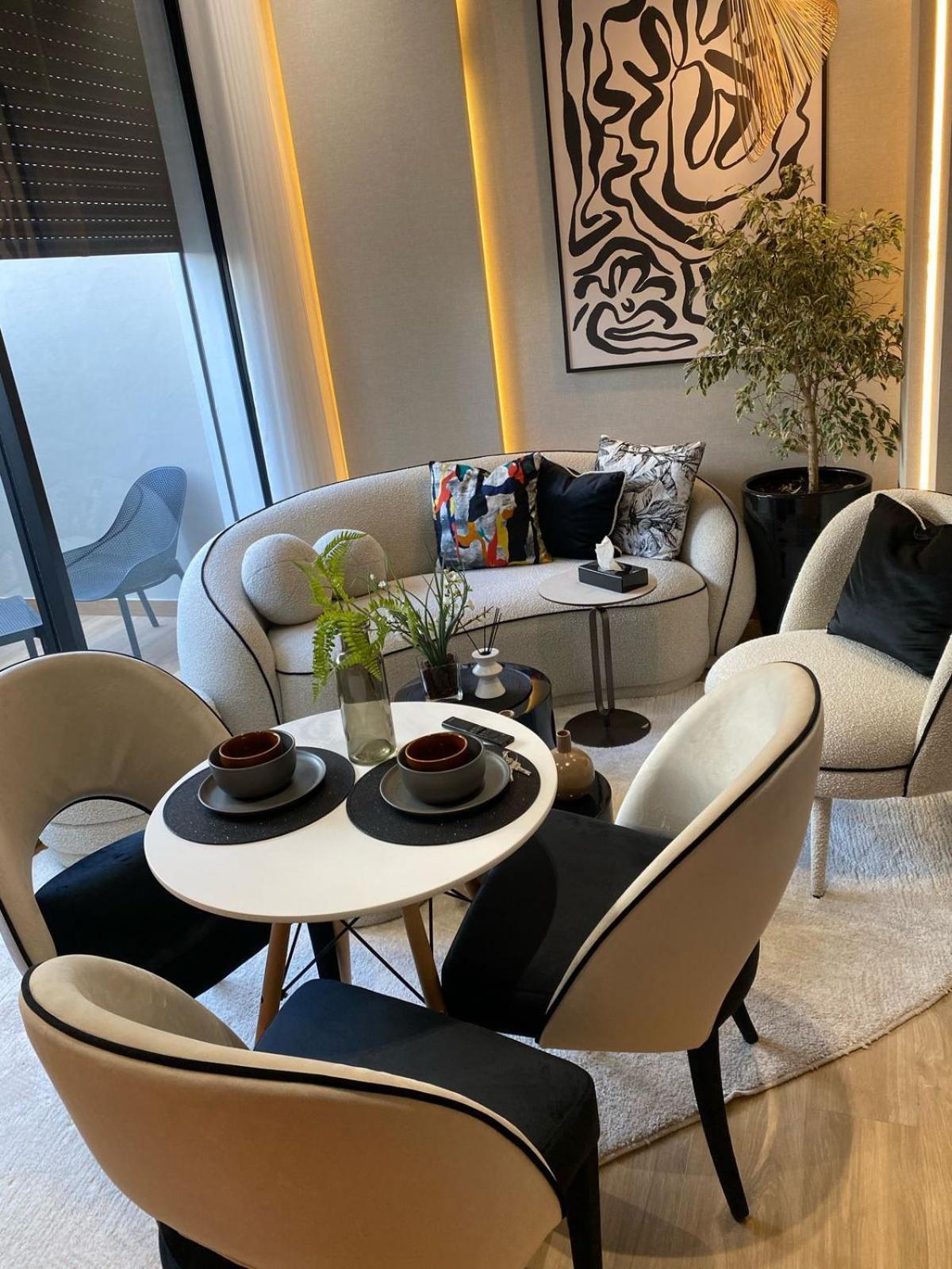 Unocapital Apartahotel Casa Blanca